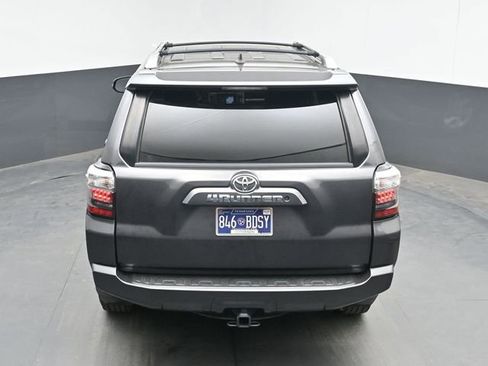 Used 2018 Toyota 4Runner SR5 Premium AWD/4WD image 24