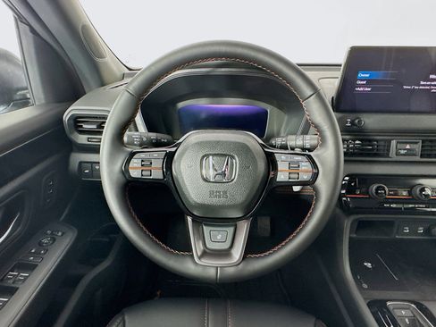 New 2026 Honda Pilot TrailSport image 11