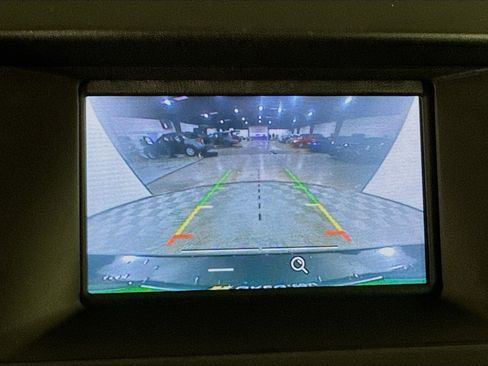 Used 2017 Ford Edge SE w/ Cargo Accessory Package FWD image 18