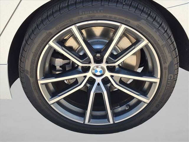 Used 2020 BMW 330i Sedan w/ Convenience Package RWD image 16