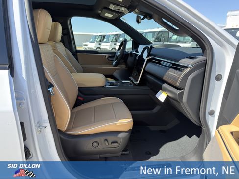 New 2026 GMC Sierra EV Denali AWD/4WD image 17