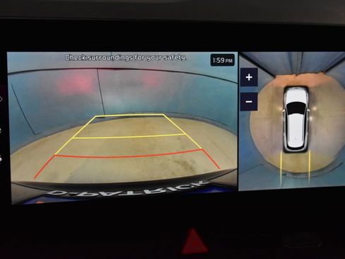 Used 2023 Kia Sportage SX image 12