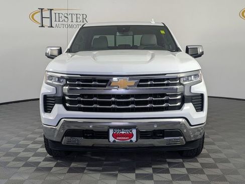 Used 2022 Chevrolet Silverado 1500 LTZ w/ LTZ Premium Package AWD/4WD image 3