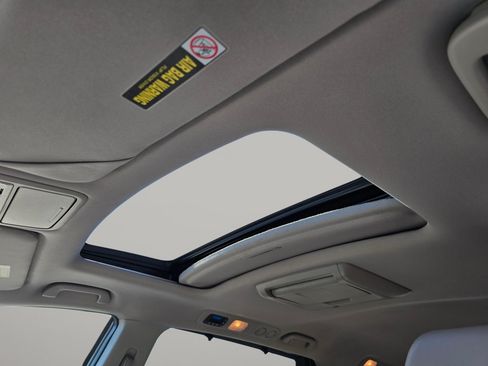 Used 2012 Honda Odyssey EX-L image 6