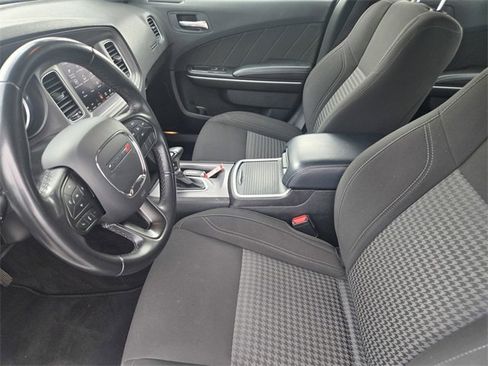 Used 2023 Dodge Charger SXT image 22