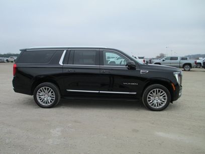 New 2026 GMC Yukon XL Elevation w/ Elevation Premium Package