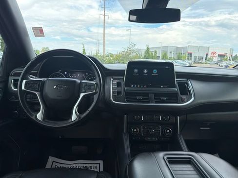 Used 2021 Chevrolet Tahoe Z71 w/ Z71 Off-Road Package AWD/4WD image 22