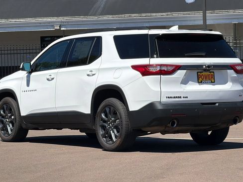 Used 2021 Chevrolet Traverse RS w/ LPO, Floor Liner Package AWD/4WD image 6