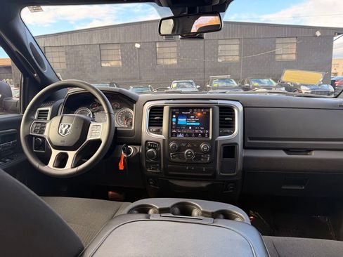 Used 2022 RAM 1500 Classic Warlock w/ Electronics Group AWD/4WD image 17