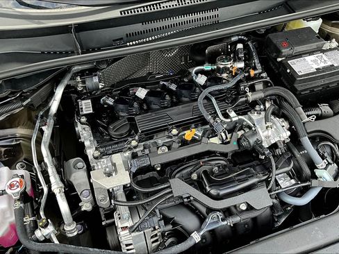 Used 2026 Toyota Corolla LE w/ Carpet Mat Package (TMS) image 30