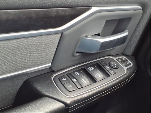 Used 2023 RAM 2500 Big Horn w/ Level 1 Equipment Group image 27