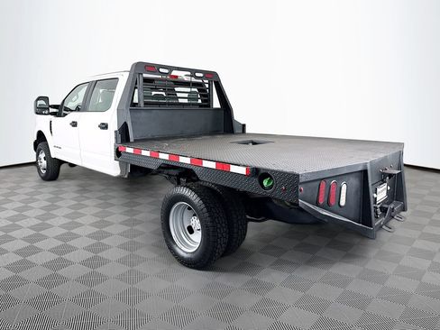Used 2021 Ford F350 XL w/ Power Equipment Group AWD/4WD image 5