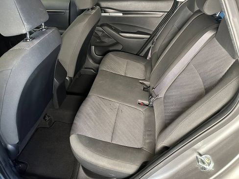 Used 2023 Kia Seltos LX AWD/4WD image 21