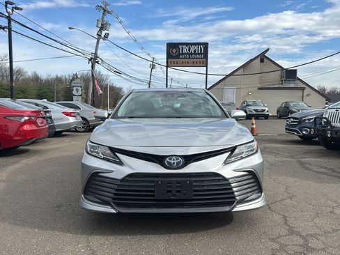 Used 2023 Toyota Camry LE image 2
