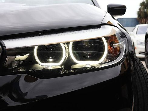 Used 2019 BMW 530i RWD image 35