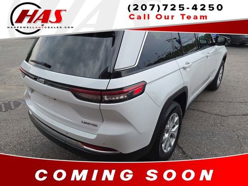 Used 2023 Jeep Grand Cherokee Limited AWD/4WD image 4