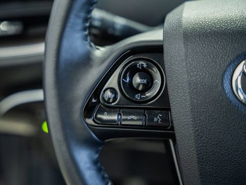 Used 2022 Toyota Prius Prime Limited image 32