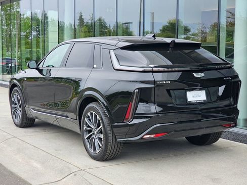 New 2026 Cadillac Lyriq Sport AWD/4WD image 3