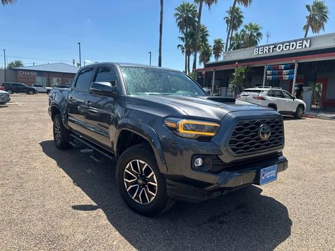 Used 2021 Toyota Tacoma TRD Sport w/ Technology Package RWD image 1