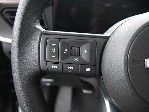 New 2026 Nissan Kicks SV image 12