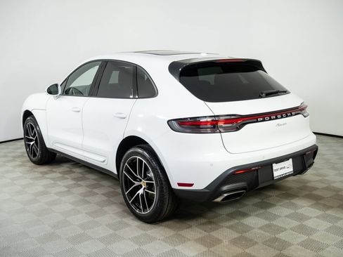 New 2026 Porsche Macan image 3