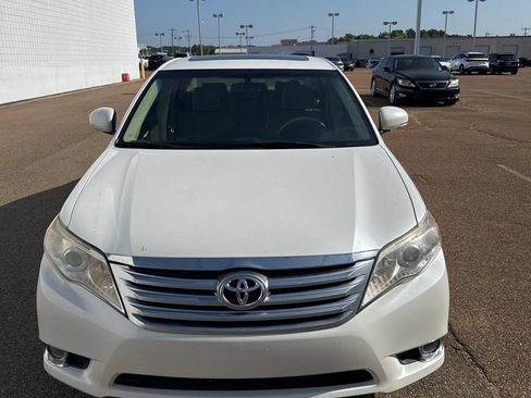 Used 2011 Toyota Avalon FWD image 7
