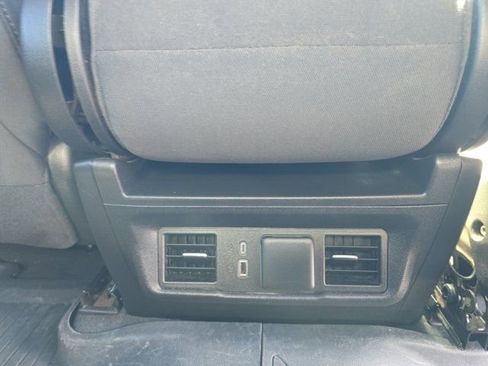 Used 2024 Chevrolet Silverado 2500 LT image 23