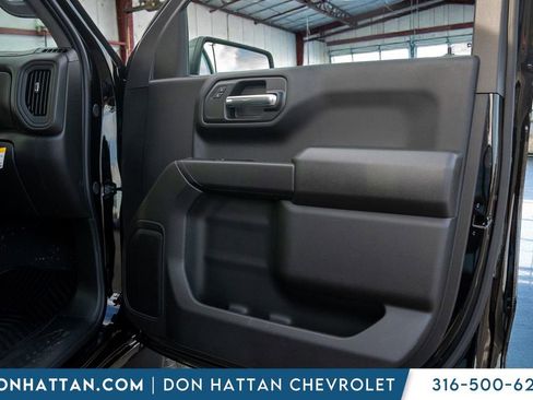 New 2026 Chevrolet Silverado 1500 Custom w/ LPO, Dark Essentials Package image 23