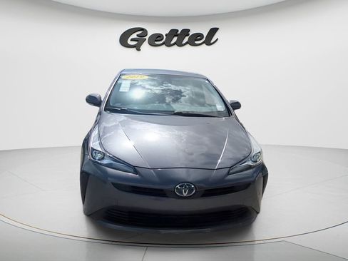Used 2019 Toyota Prius LE FWD image 2