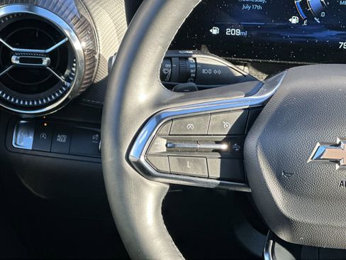 Certified 2025 Chevrolet Equinox LT image 20