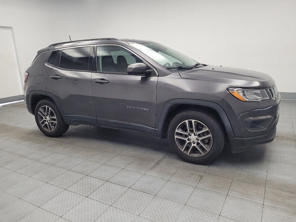 Used 2017 Jeep Compass Latitude w/ Safe & Security Group FWD image 11