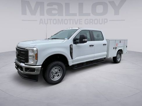 New 2026 Ford F250 XL w/ XL Chrome Package AWD/4WD image 1