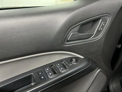 Certified 2019 Chevrolet Colorado W/T w/ Custom Special Edition image 21