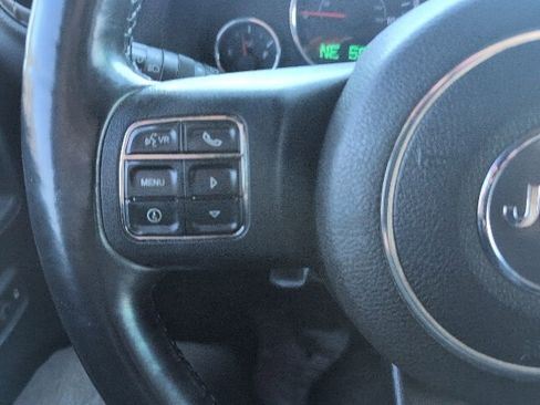 Used 2011 Jeep Wrangler Unlimited Sport image 14