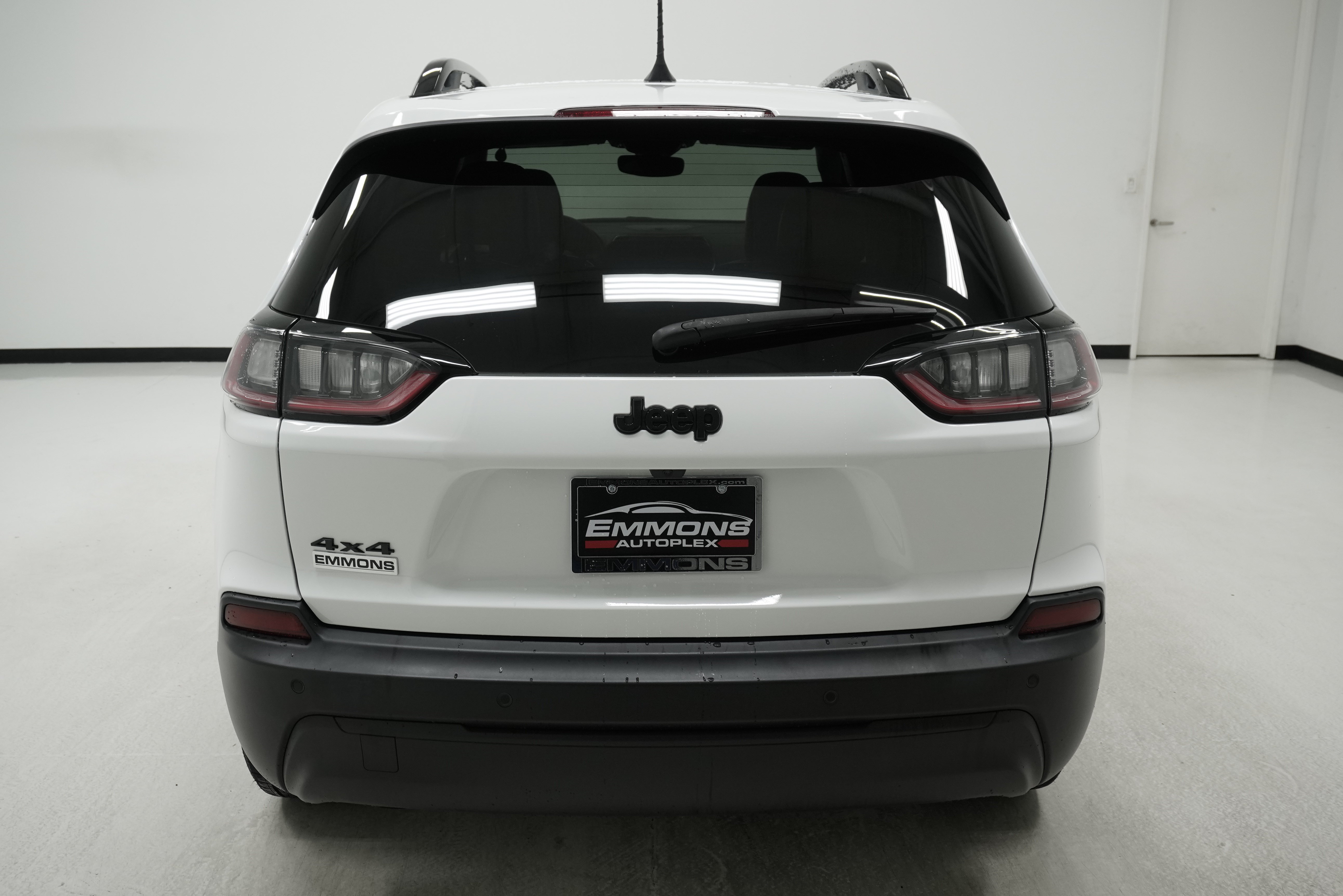 Used 2023 Jeep Cherokee Altitude Lux w/ Lux Elite Package AWD/4WD image 5
