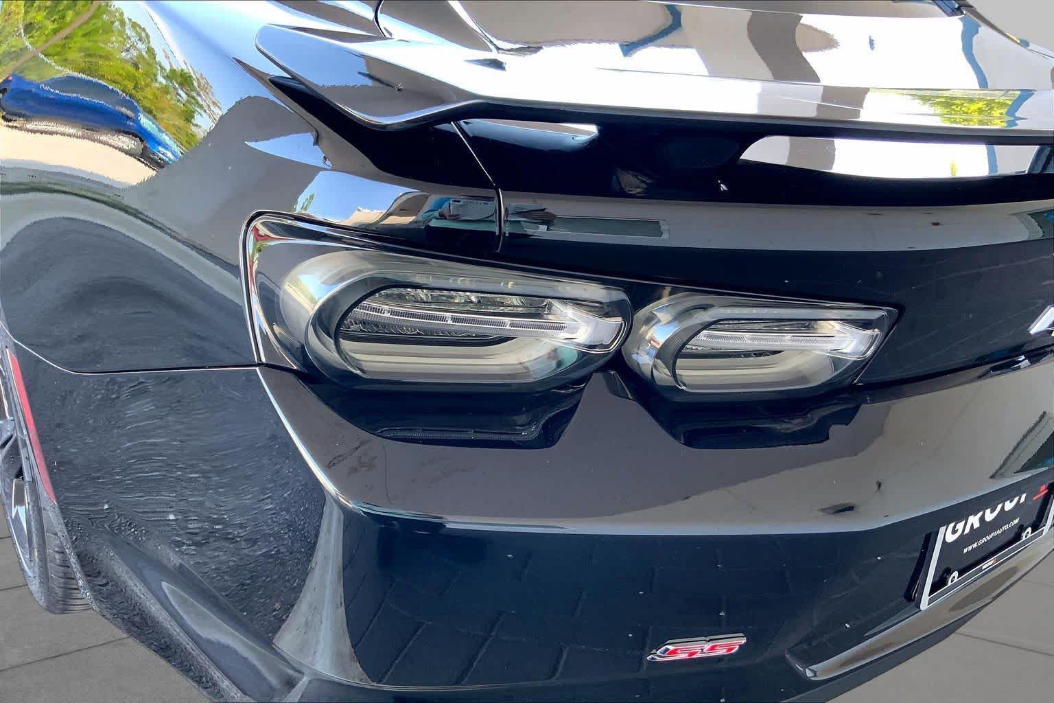 Used 2021 Chevrolet Camaro SS RWD image 28