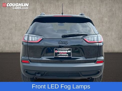 Used 2022 Jeep Cherokee Latitude AWD/4WD image 7