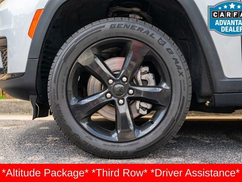 Used 2023 Jeep Grand Cherokee L Laredo AWD/4WD image 11