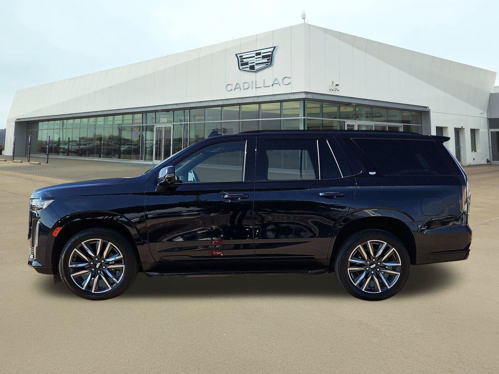 Used 2023 Cadillac Escalade Sport AWD/4WD image 3