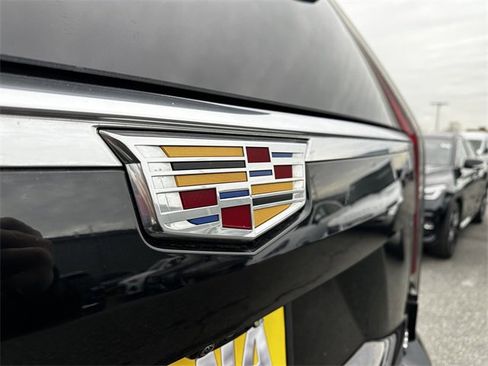 Used 2023 Cadillac Escalade Premium Luxury image 48