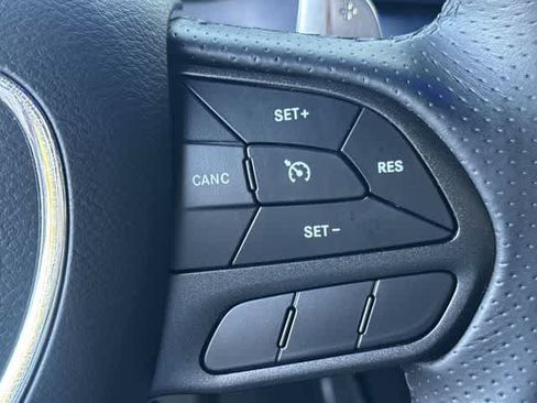 Used 2022 Dodge Challenger GT RWD image 20