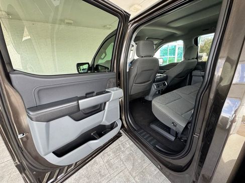 Used 2024 Ford F150 XLT w/ Mobile Office Package image 19