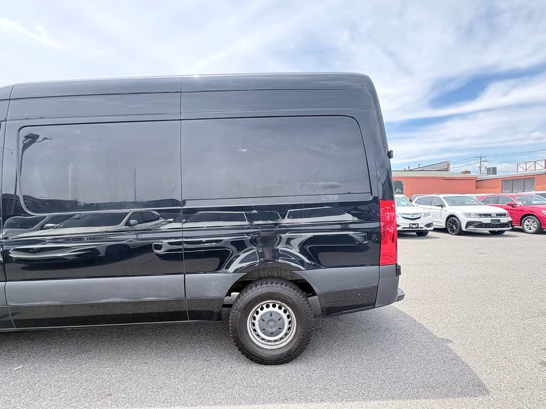 Used 2019 Mercedes-Benz Sprinter 1500 image 7