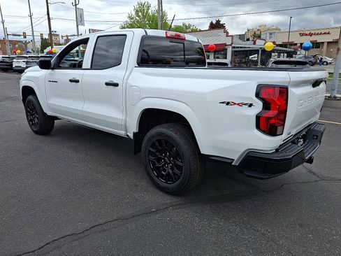 New 2026 Chevrolet Colorado W/T AWD/4WD image 4