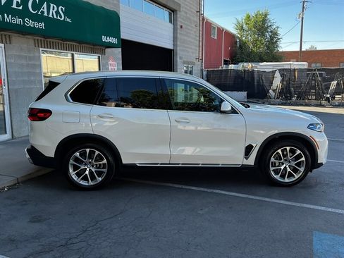 Used 2026 BMW X5 xDrive40i w/ Climate Comfort Package AWD/4WD image 8