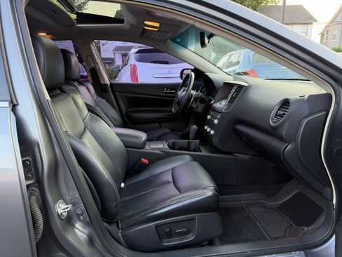 Used 2014 Nissan Maxima 3.5 SV w/ Sport Package FWD image 17