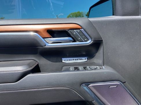 Used 2022 GMC Sierra 1500 Denali image 17