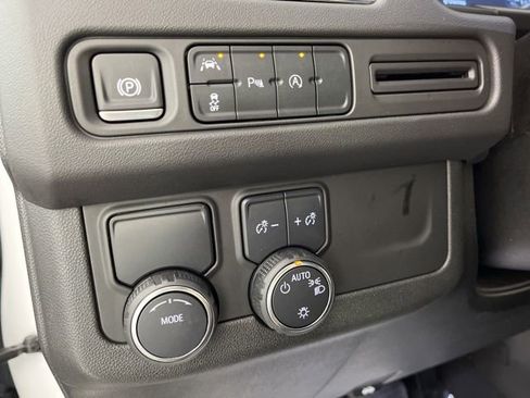 Used 2024 Chevrolet Tahoe Premier image 32