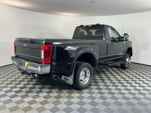 Used 2022 Ford F350 XLT w/ XLT Value Package AWD/4WD image 4