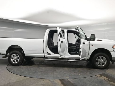 Used 2023 RAM 2500 Big Horn w/ Level 1 Equipment Group AWD/4WD image 43